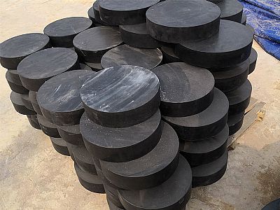 方城县板式橡胶支座由若干层橡胶片与薄钢板经加压硫化